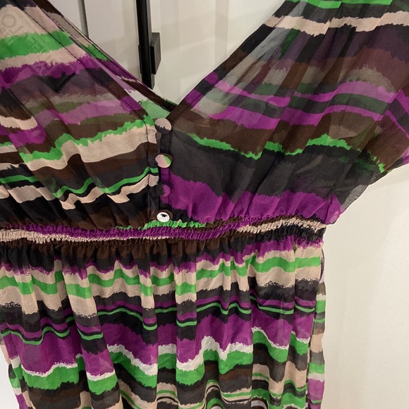 Cute blouse - Picture 3 of 5